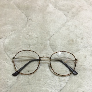 Kính 2 hand korea