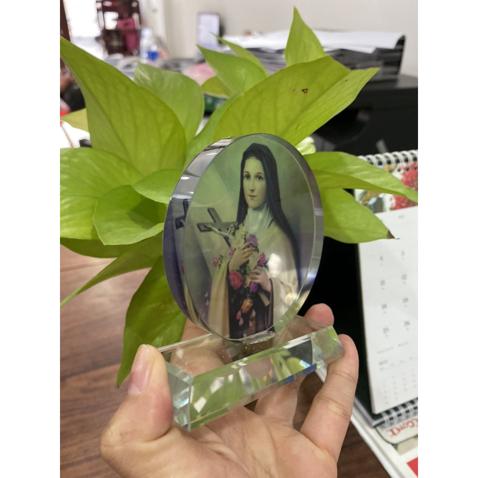 414. Tượng công giáo pha lê Thánh nữ Teresa