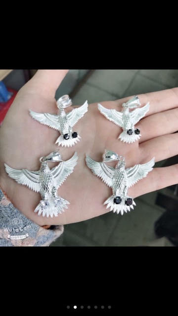 Mặt dây chuyền đại bàng Phú Lê