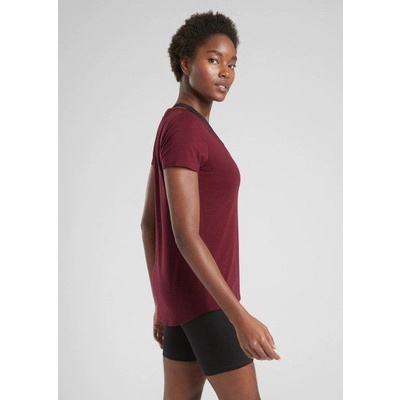 Áo thể thao ATHL3TA tay ngắn vạt lệch tà