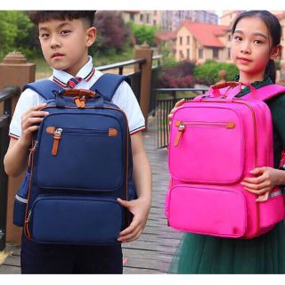 Balo chống gù lưng cho bé - chống nước