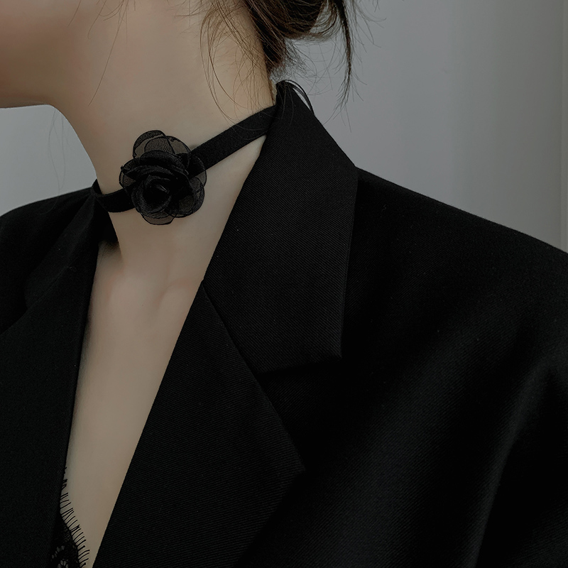 Vòng Cổ Họa Tiết Hoa Hồng Xinh Xắn Phong Cách Hàn Nhật Cho Nữ