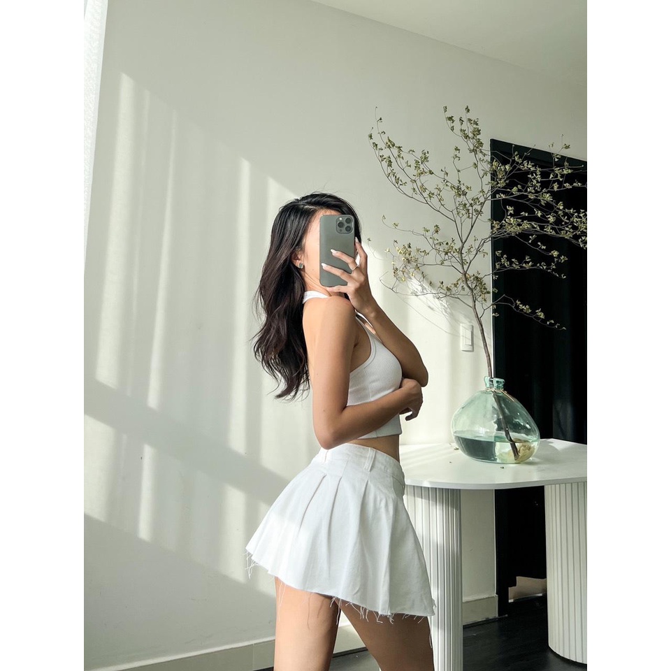 Chân váy jean mềm xếp ly trắng có lót trong cạp thấp Sofm Wear