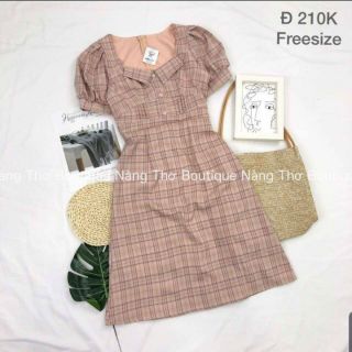 Đầm caro hồng thắt eo