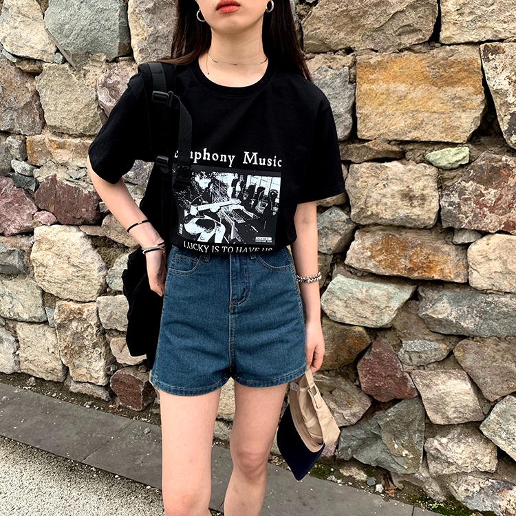 Quần Short Denim Huy Hiệu Nhỏ Bên 52814