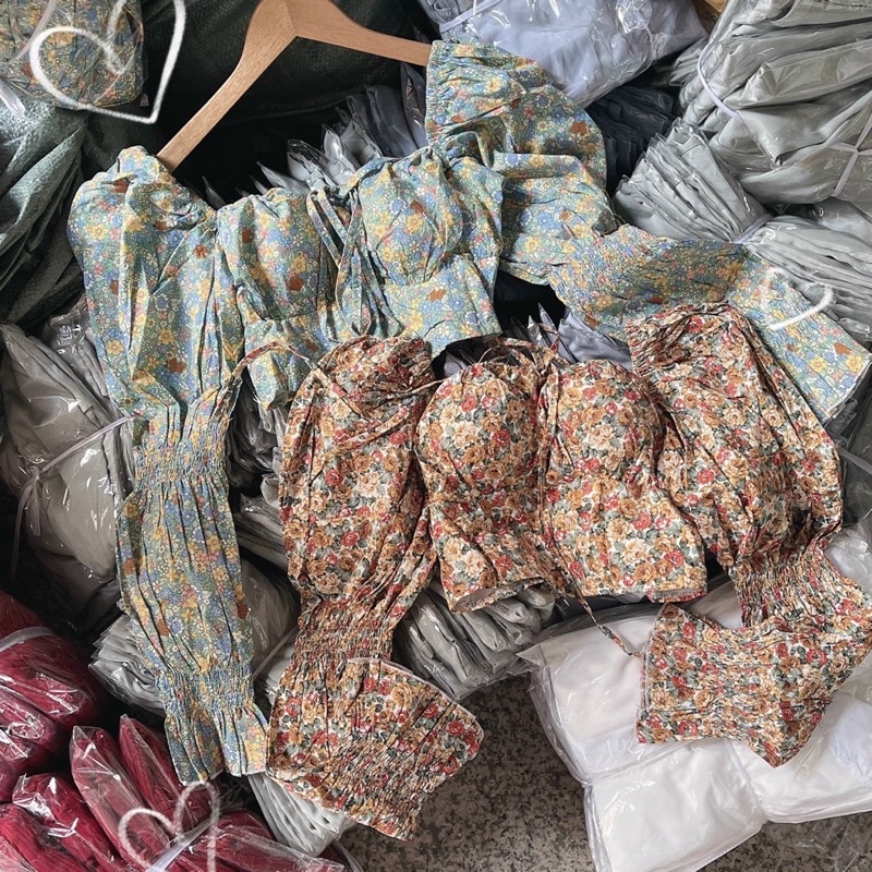 Áo Hoa nhún croptop cúp ngực | BigBuy360 - bigbuy360.vn