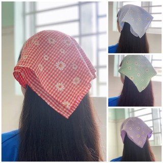 Khăn bandana caro in hoa cúc