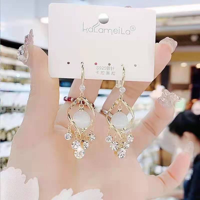 Khuyên tai dáng dài phong cách thời trang Hàn Quốc nữ tính - B36