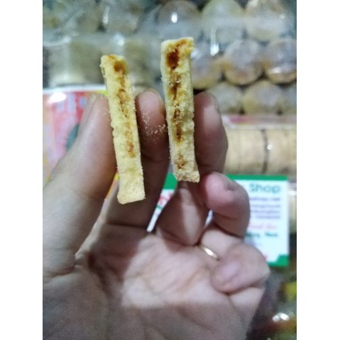 Bánh đậu xanh nhân thịt Hội An nướng Đặc Sản chính gốc Hội An hiệu Xuân Cơ 150 Gam