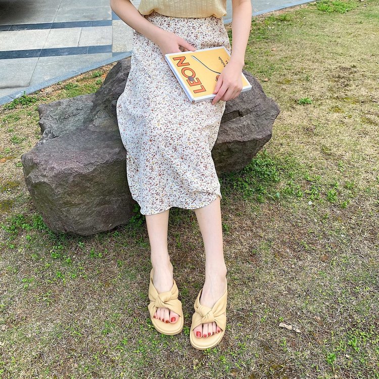 [ Mã 66CBSALE giảm 30K đơn 200K] Xăng đan Nữ Đế Bệt Mũi Tròn Quai Chéo Thời Trang | BigBuy360 - bigbuy360.vn