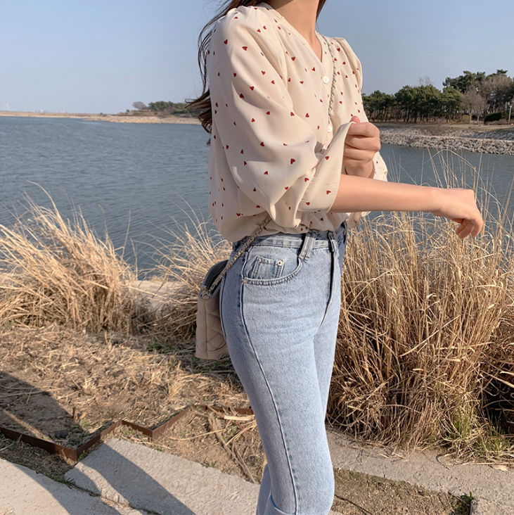 Áo sơ mi có tay dài dáng rộng cổ chữ v in họa tiết độc đáo phong cách retro hàn quốc