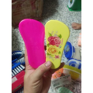 Bàn chải giặt đồ - Bàn chải chà chân nhựa