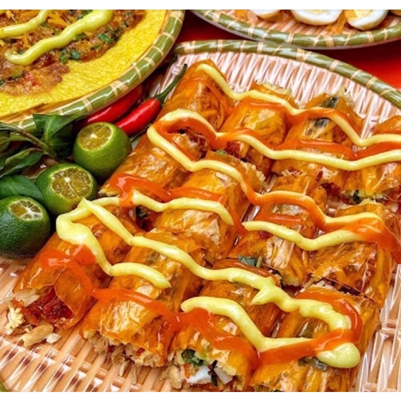 Bánh tráng vuông đỏ Mạnh Hùng dùng để cuốn bánh tráng bơ thơm ngon