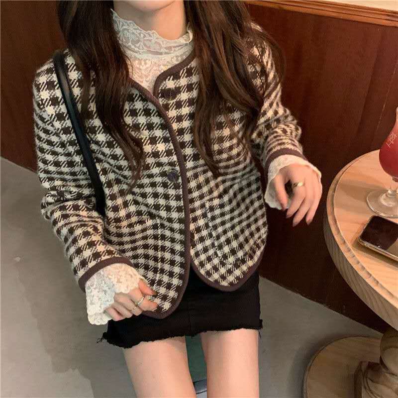 Áo Khoác Nữ Ca Rô Dài Tay Cổ Bẻ Thời Trang | BigBuy360 - bigbuy360.vn