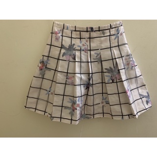 pass chân váy ivy moda