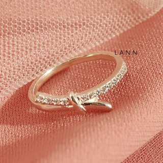 Nhẫn Thắt Nút Nửa Đá Trắng BẠC S925 LANN R226