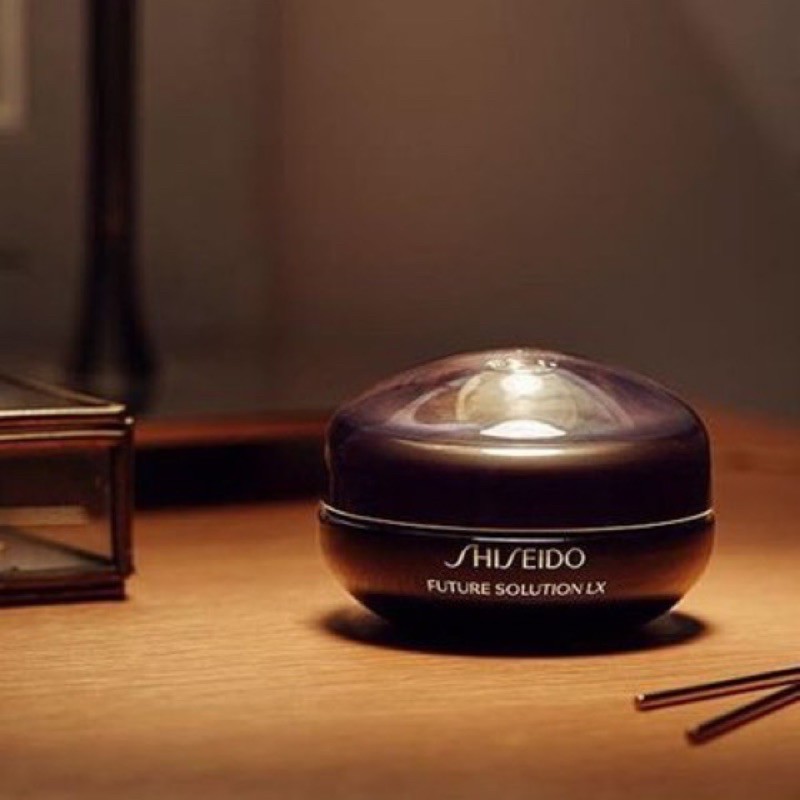Kem dưỡng mắt cao cấp Shiseido Future Solution LX Eye And Lip Contour Regenerating Cream E ᴘʜᴀɴᴅɪᴇᴍᴍʏ997 Ⓡ