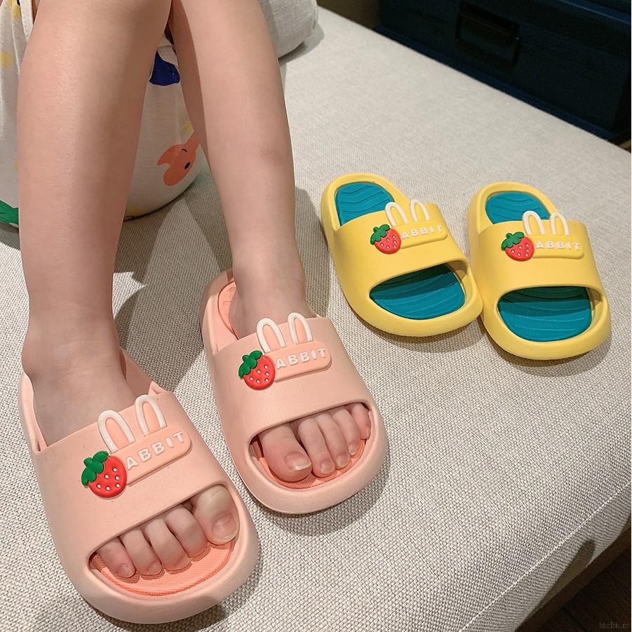 Dép đi trong nhà hình thỏ dễ thương thích hợp cho bé