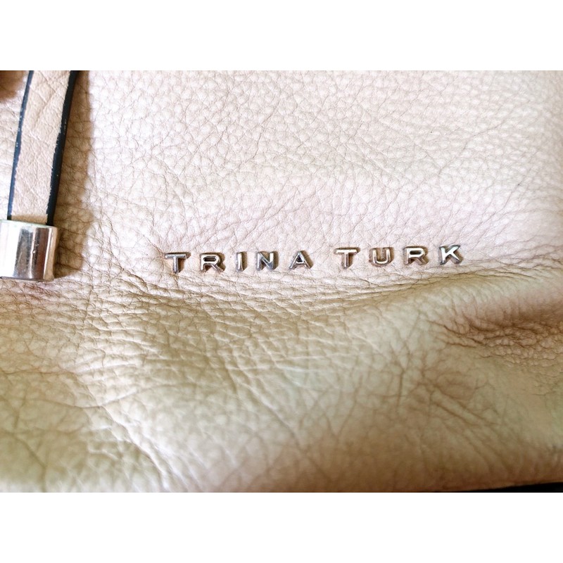 Túi bucket da thật si tuyển hiệu Trina Turk