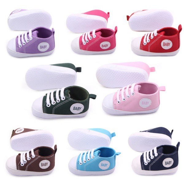 Đôi giày thể thao canvas đế mềm hoạ tiết chữ in xinh xắn cho bé