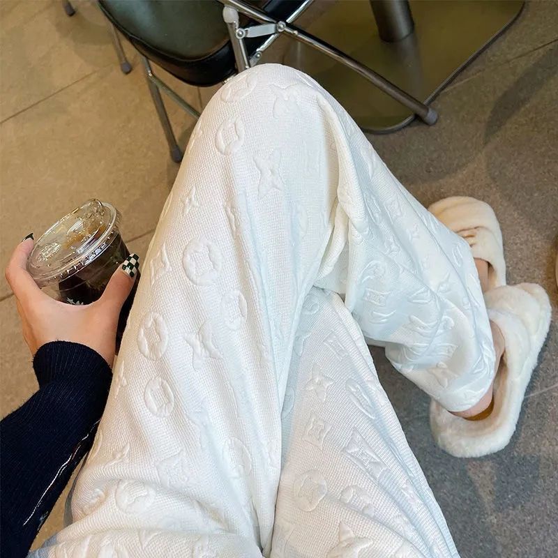 Jiashucheng Quần Jacquard Lưng Cao Ống Rộng Màu Trắng Phong Cách Mới Mùa Xuân Thu Cho Nữ