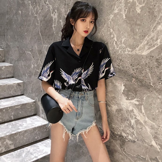 Sẵn - Áo sơ mi ngắn tay họa tiết hạc xanh có ảnh thật | BigBuy360 - bigbuy360.vn