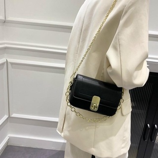 Túi xách nữ mini quai xích nắp xoay, túi xách mini đeo chéo dây xích - t096