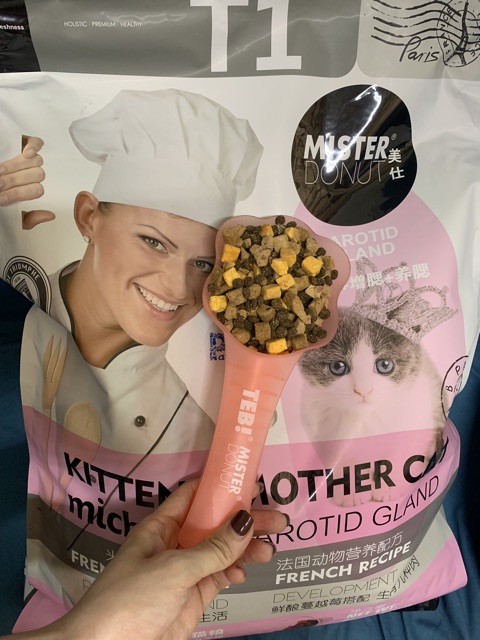 Thức ăn mèo Mister Donut