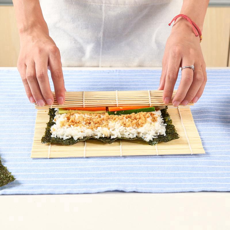 Thảm Cuộn Sushi Bằng Tre Tự Nhiên 24x24cm