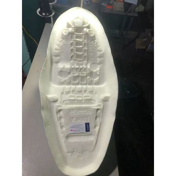 Mút yên xe Taurus 2 tầng