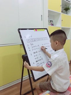 Bảng thông mình 2 mặt dành cho các bé