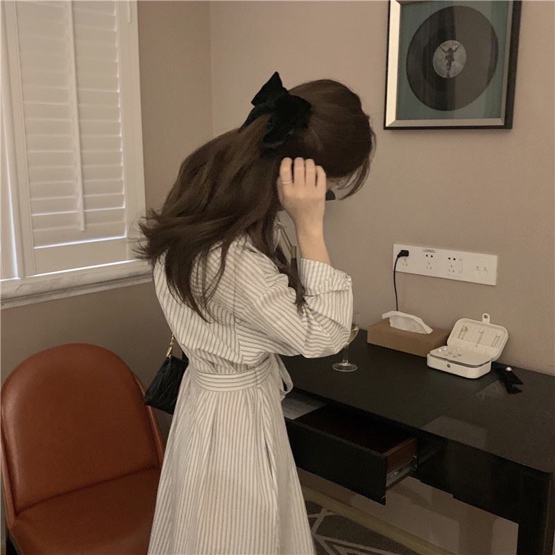 Đầm Tay Dài Dáng Rộng Kẻ Sọc Cài Khuy Kiểu Mới 45697