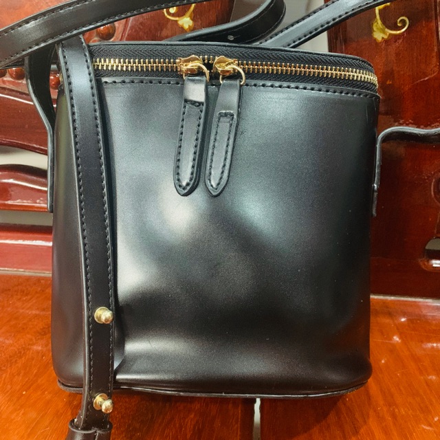 Túi đeo chéo giả da