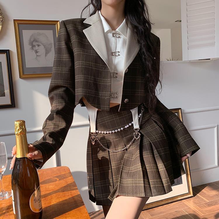 Bộ áo khoác + áo sơ mi + chân váy xếp ly lưng cao thời trang mùa thu Hàn Quốc cho nữ