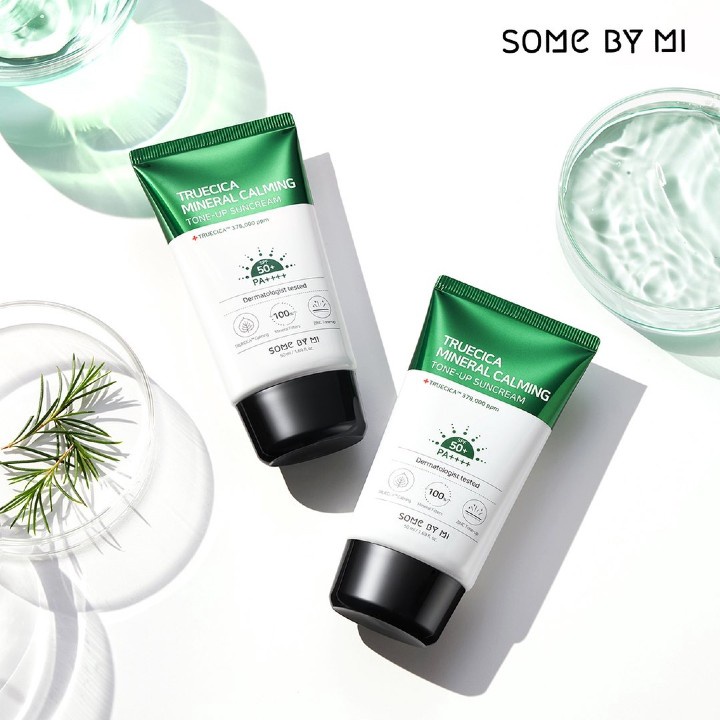 Kem Chống Nắng Some By Mi Truecica Mineral Calming Tone-up Suncream SPF50+ PA++++ Dành Cho Da Mụn 50ml