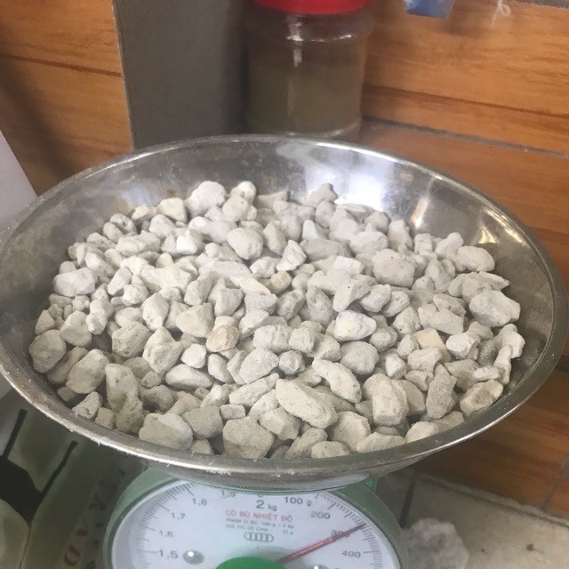đá nham thạch trắng 1kg