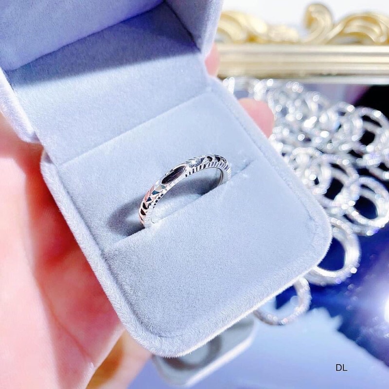 NHẪN BẠC TA MAY MẮN - HÀNG DÀY DẶN