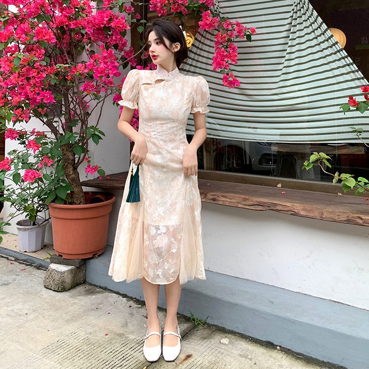 Đầm Sườn Xám Xẻ Tà Dáng Ôm Phong Cách Trung Hoa Sang Trọng