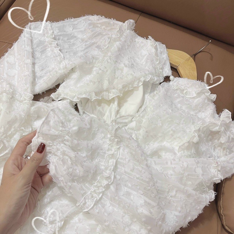 ĐẦM TRẮNG XOÈ TAY DÀI HỞ LƯNG 💐 | BigBuy360 - bigbuy360.vn