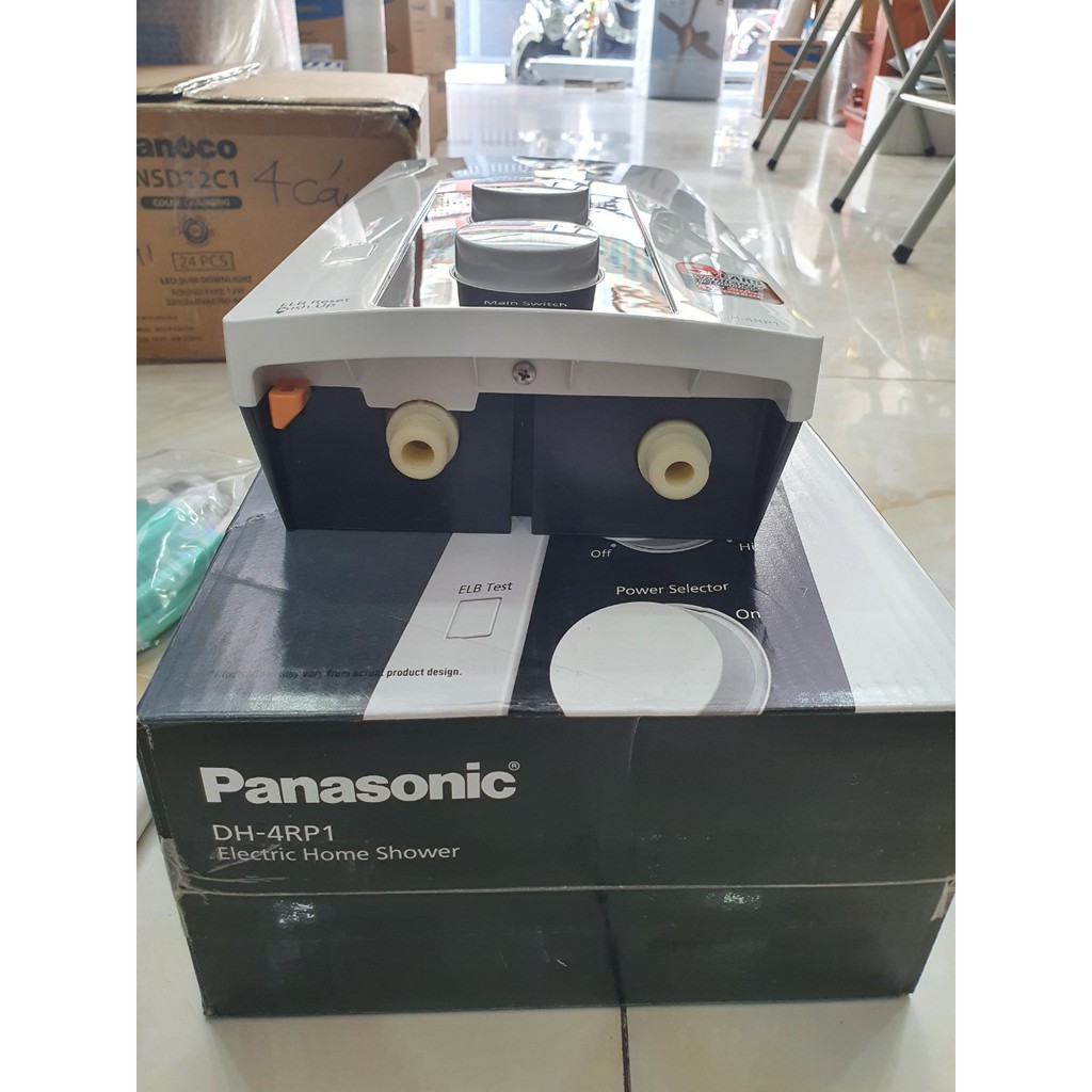 Máy nước nóng có bơm Panasonic DH-4RP1VW