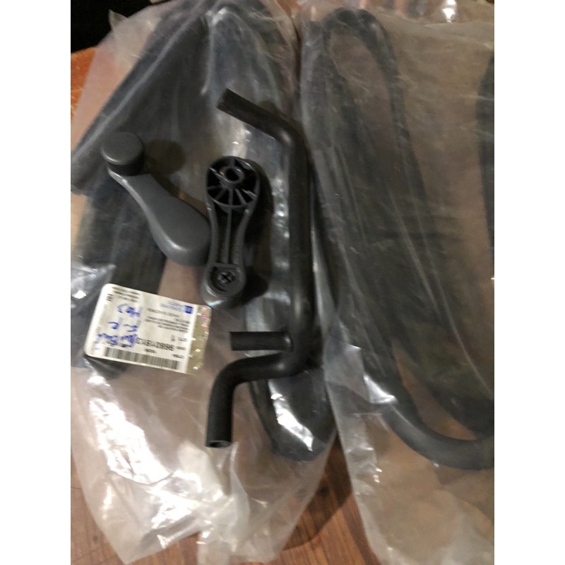 Tay quay kính matiz spark