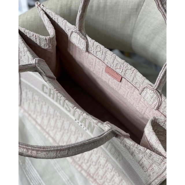 Túi xách logo thương hiệu Dior CD Tote cao cấp có 2 size hàng vip 1-1