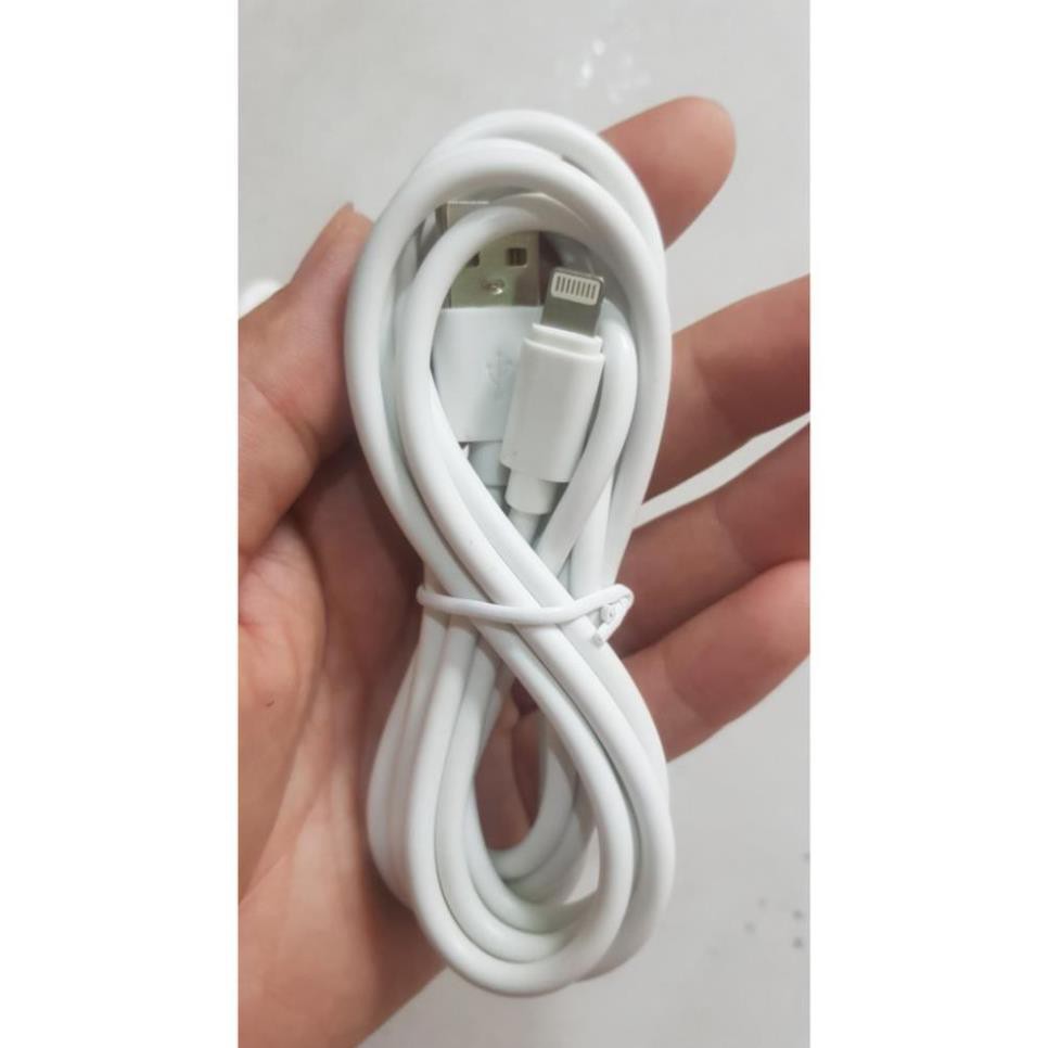 CÁP SẠC LIGHTNING DÀI 1M CHO IPHONE IPAD TRẮNG [SDC]