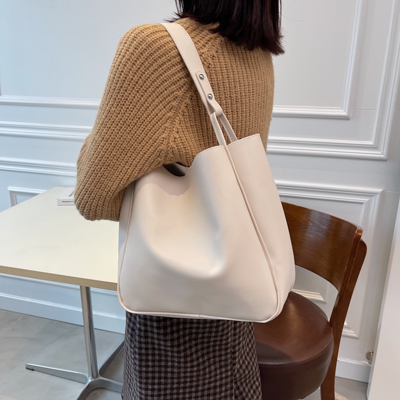 Túi đeo dưới cánh tay sức chứa lớn phong cách Nhật Bản cổ điển thời trang cho nữ 2021