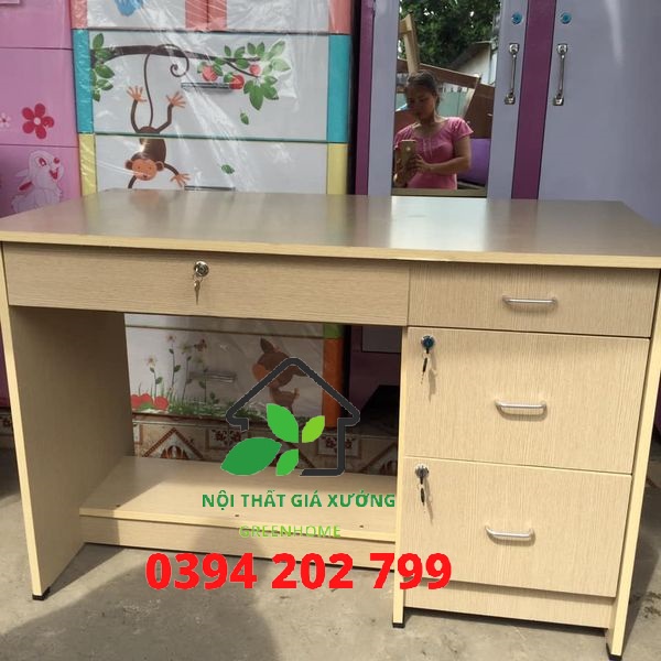 Bàn làm việc gỗ ép màu kem bàn văn phòng giá rẻ 1m2