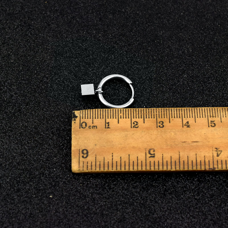 Khuyên tai kẹp mặt vuông bằng thép không gỉ đơn giản thời trang 22632