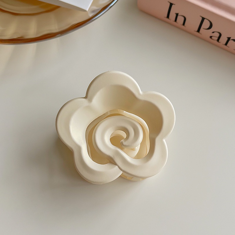 Cute Korean style flower hair clip for girls