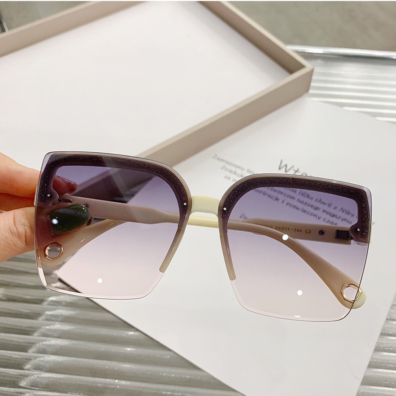 Kính Mát Gọng Vuông Thời Trang Cho Nam Nữ