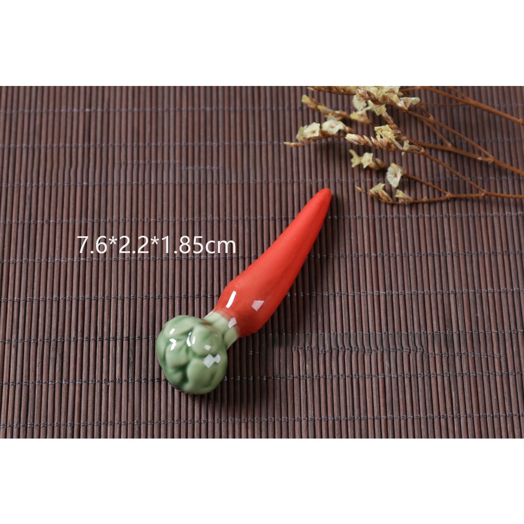 Gác Đũa Gốm Hình Rau Củ