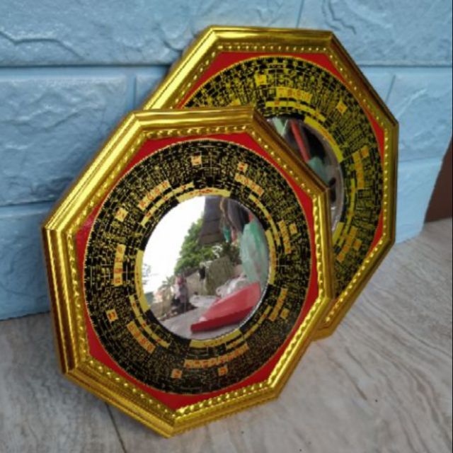 Bát quái kinh gương lồi